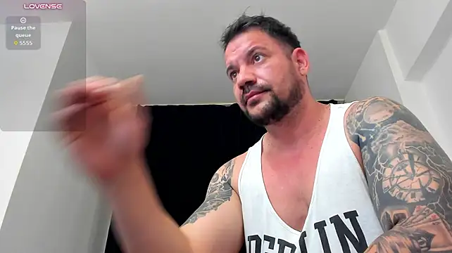 Chat XXX en directo de musclemonster31