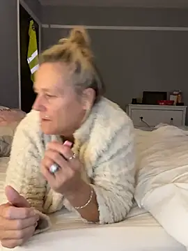 دردشة Blondnboujee53 الجنسية المباشرة
