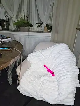 NoraBluee live XXX chat