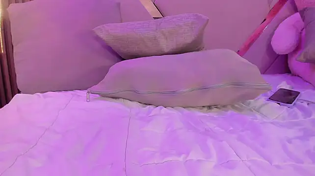 khloe_cuteeのライブXXXチャット
