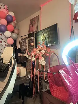 Motherbigbus Webcam Show