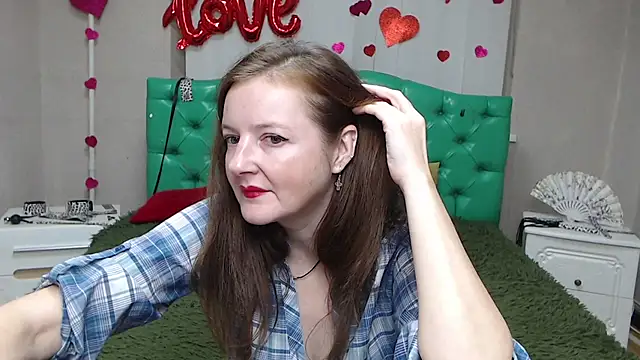 XXX chat uživo modela MeganPirs