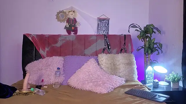 Aishaheart Adlı Modelin Canlı XXX Sohbeti