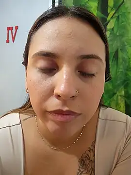 LizzRouse Chat XXX in diretta