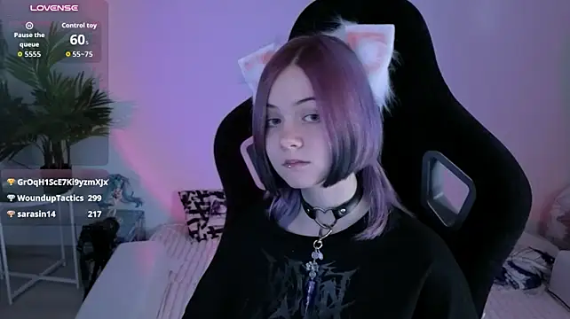 Hikkacat: онлайн-секс-чат
