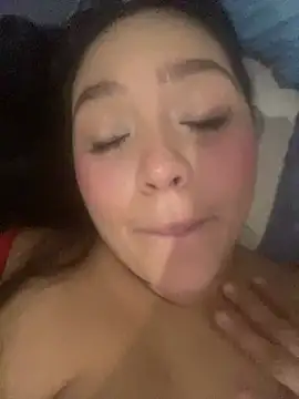 Antonela0407 Adlı Modelin Web Kamerası Şovu