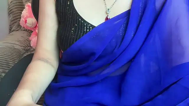 QueenAngelena Chat XXX live