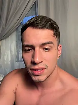 Онлайн чат XXX Jamess_White