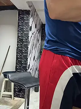 Paul22cm-'s Live XXX Chat