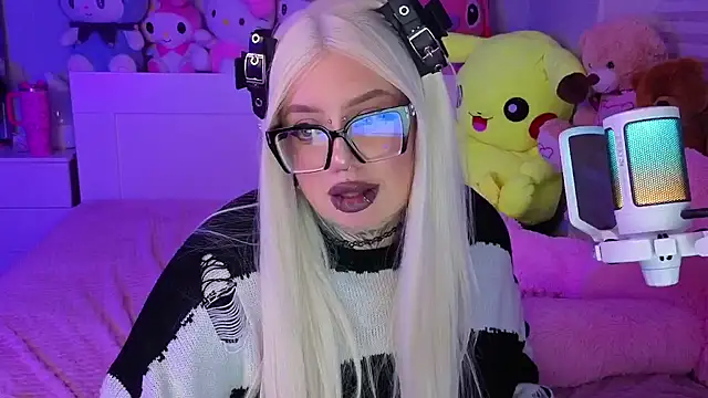 Chiibis Adlı Modelin Canlı XXX Sohbeti