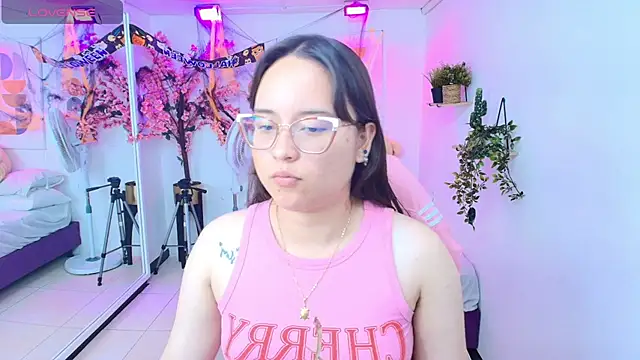 Chat +18 de Shady_bug ao vivo