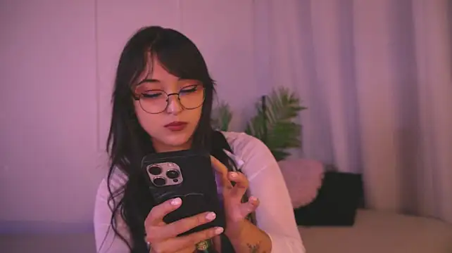 Gloomydoll Adlı Modelin Canlı XXX Sohbeti