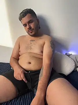 Kevin_Spenser live XXX chat