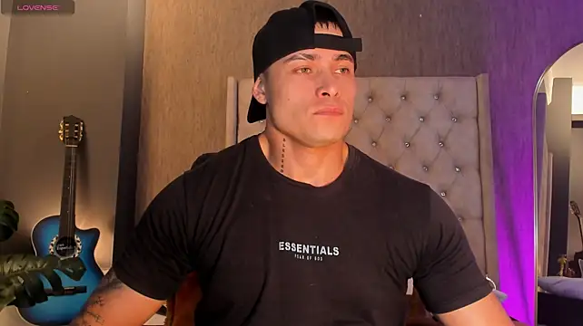 Chat +18 de connorsmiith ao vivo