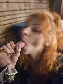 Chat XXX en directo de FreyaFucksFans