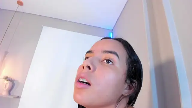 Chat XXX ao vivo de Roxy_Stonee