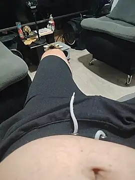 tomtime1 XXX чат на живо