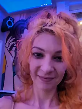 FreyaFucksFans' Live XXX Chat