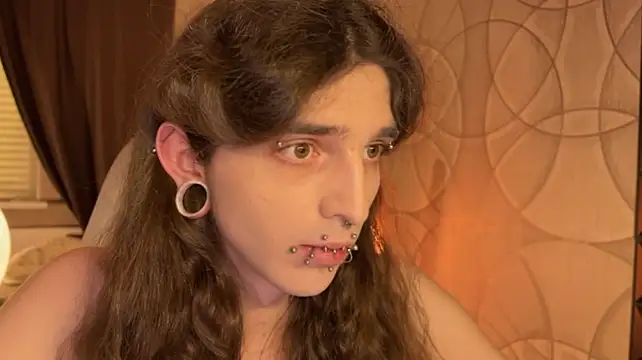 XXX chat uživo modela Kriisp