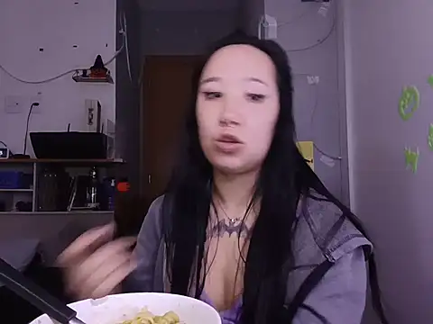 Japabaixinha XXX чат на живо