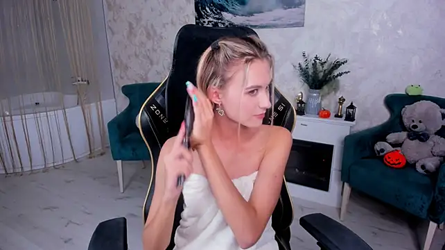 EllaCurtis' Live XXX Chat