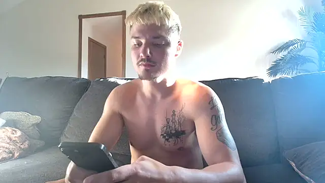 derekmontana2 Chat XXX in diretta