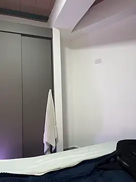 XXX chat uživo modela Kevin_Spenser