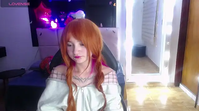 _Charlotte_Collins_ Chat XXX in diretta