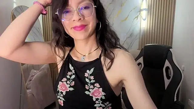 แชท XXX สดของ Sandra98_b