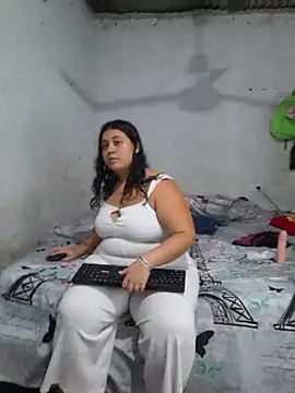 Chat XXX en directo de ParejaCurvy20