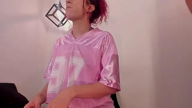 XXX chat uživo modela DamianAndLilith