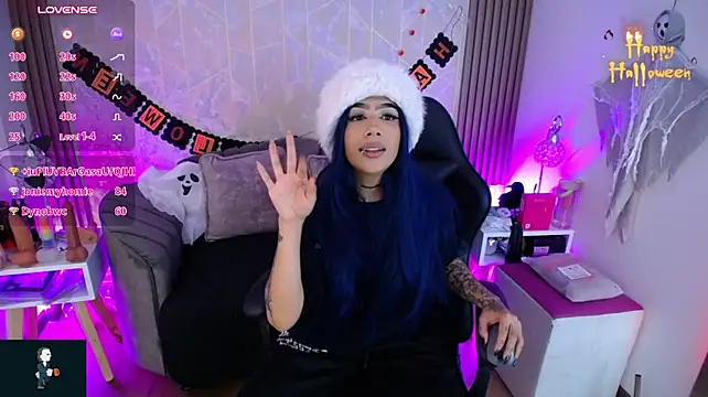 Raven_Wood's Live XXX Chat