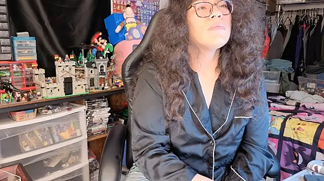 ShinyCherub Chat XXX live