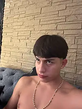 Chat XXX ao vivo de Lander_Cruz
