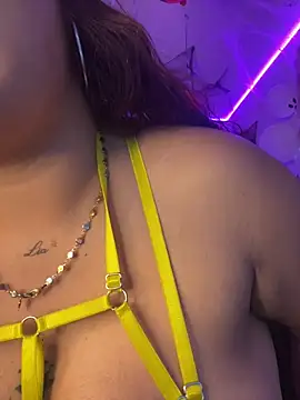 kylievoosx Chat XXX in diretta