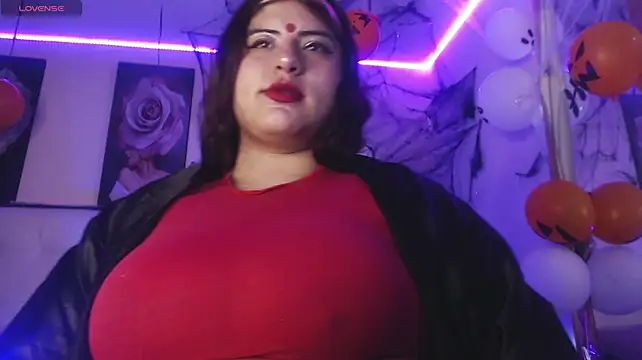 kylievoosx Adlı Modelin Canlı XXX Sohbeti