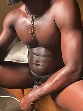 Wakanda_Mamba: онлайн-секс-чат