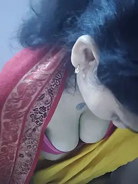 แชท XXX สดของ hottysimi
