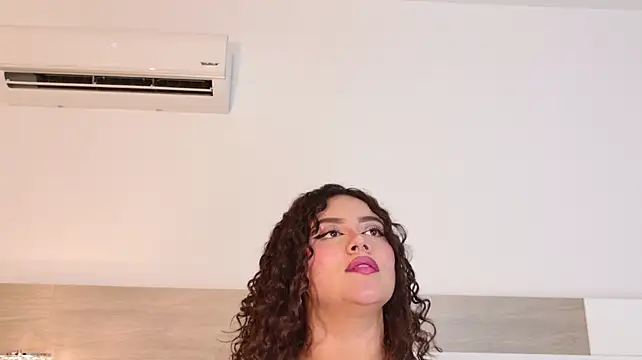 دردشة ValeryGotti الجنسية المباشرة