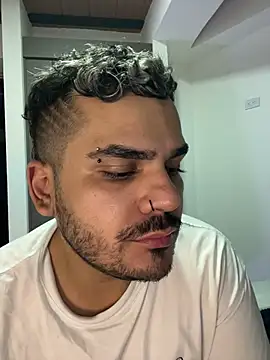 Kevin_Spenser – Naživo XXX chat