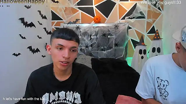 Juan_Nd_Steven Chat XXX live