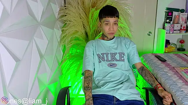 Chat XXX ao vivo de Jonesliam23