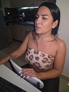 hot-babygirl's Live XXX Chat