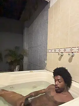 Larry-n-clouds Live XXX-chat
