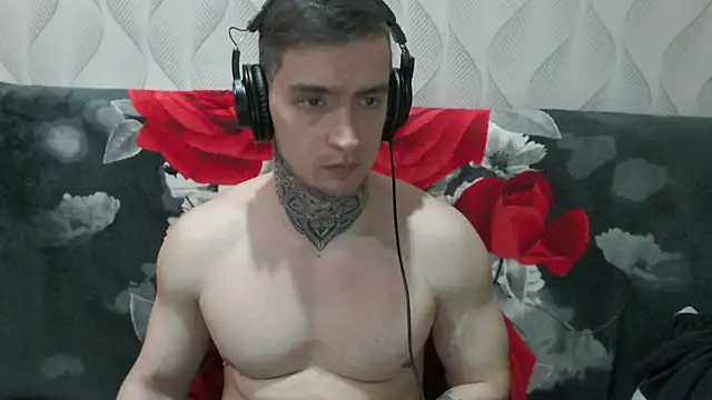 this_is_andyn Live XXX chat