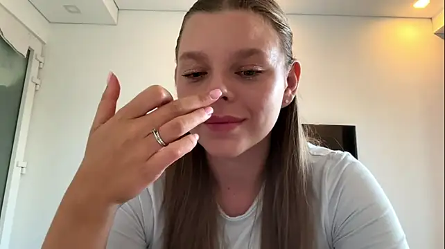 AmieLendor's Live XXX Chat