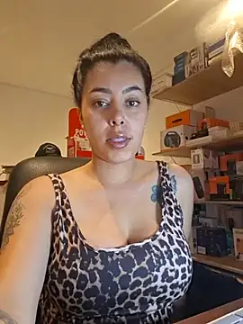 Luianna – Naživo XXX chat