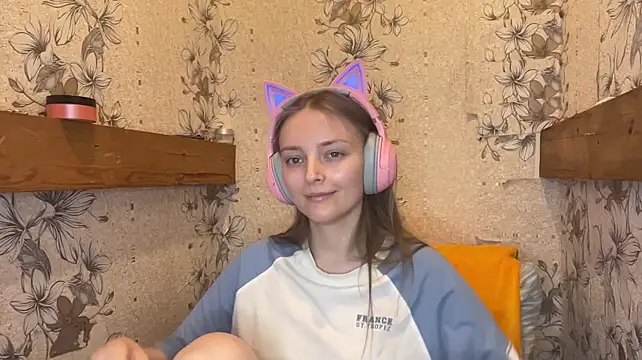 Chat +18 de EmyMiu ao vivo