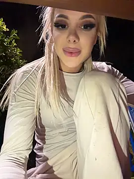 แชท XXX สดของ AlyssaFoxx_