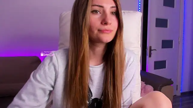 meeeeeeeeeeow live XXX chat